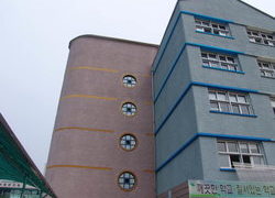학교건물 외벽 리모델링